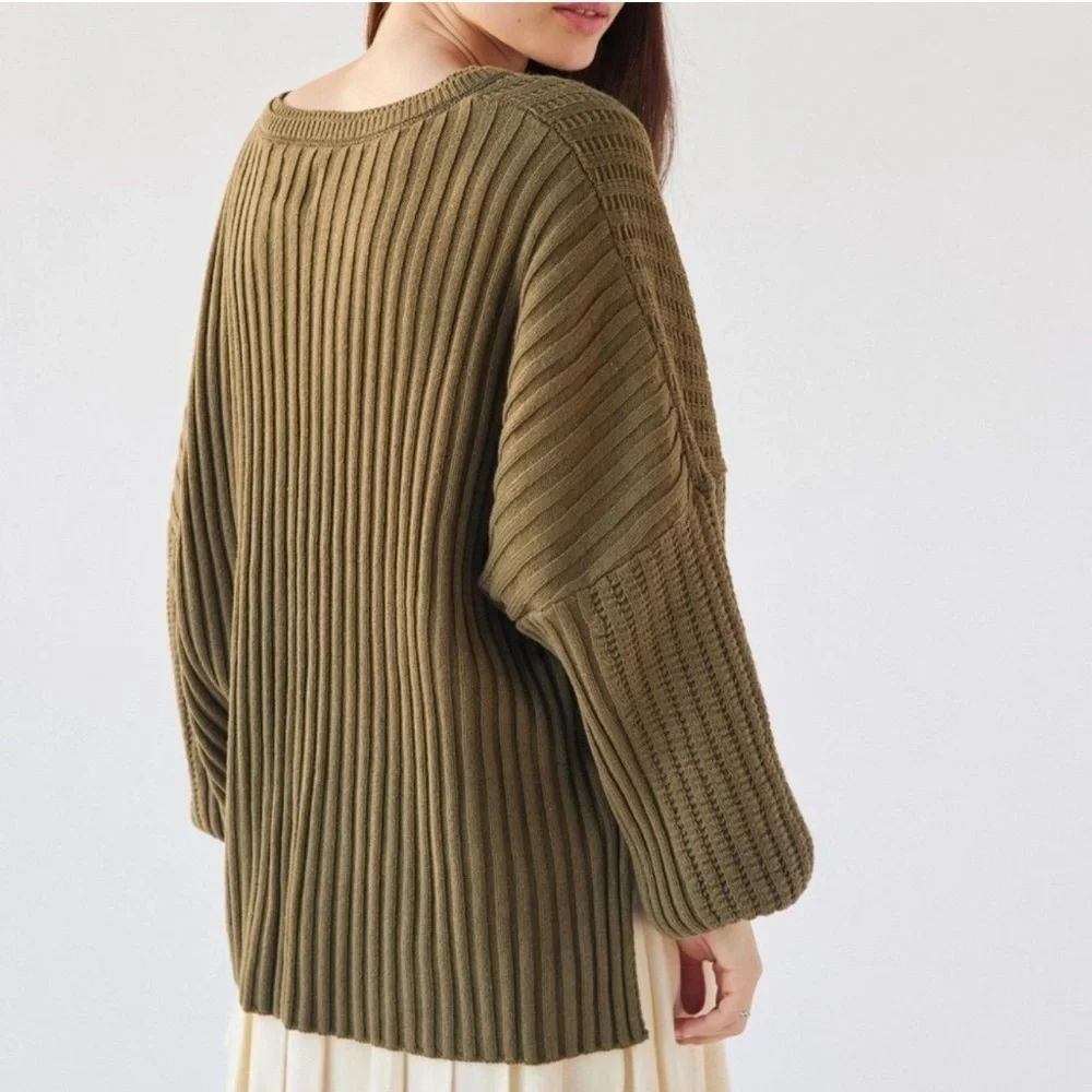 BDG Urban Outfitters Allie Notch Neck Pullover Sweater Olive green Size small